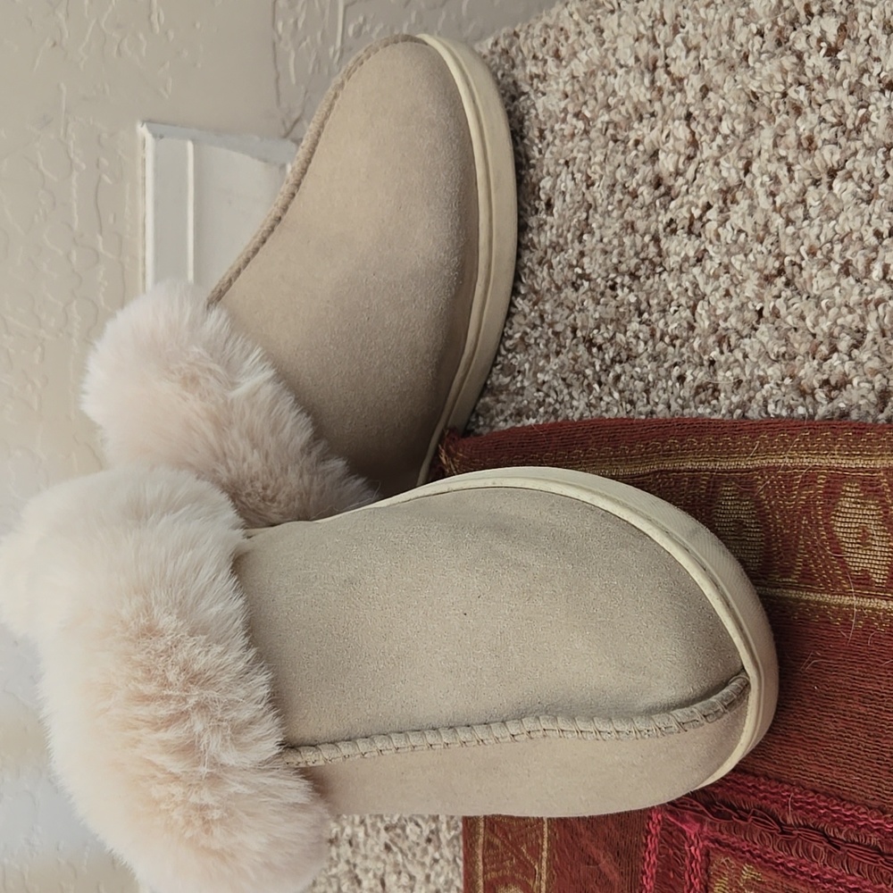 Lauren Conrad Faux Suede/Fur Clog Slippers